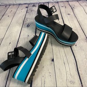 aldo blue/black/white platform sandals